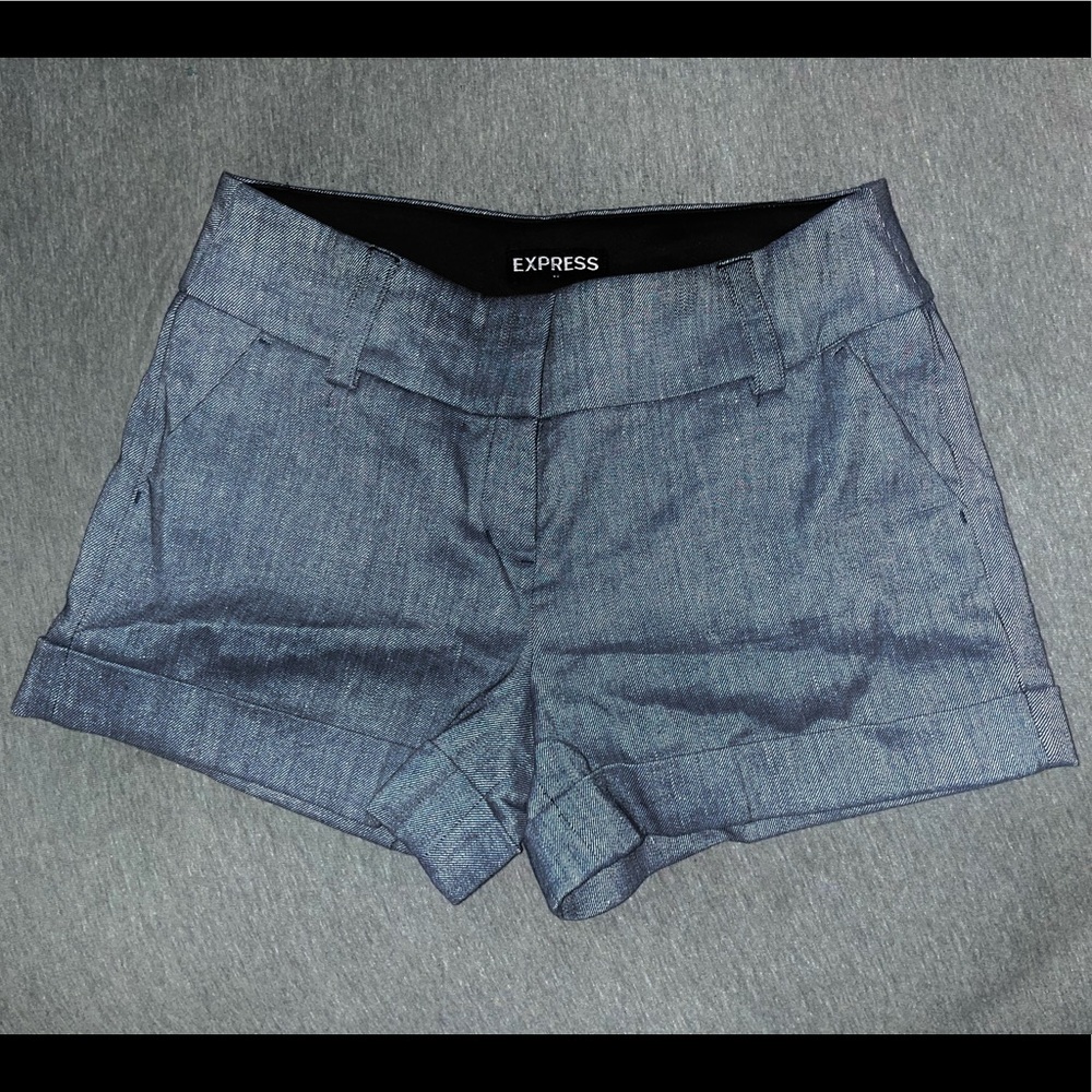 Blue Size 2 mid-rise Express shorts
